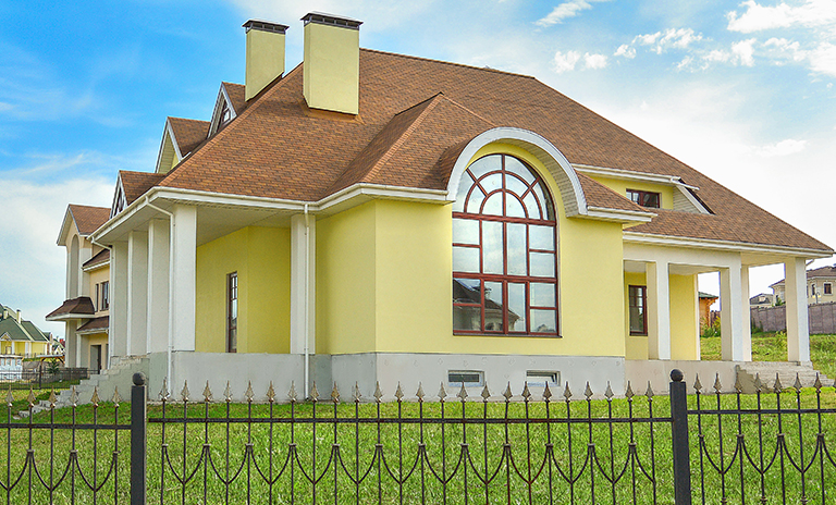 <div class='slide-title'><em>Коттедж</em>621 кв.м.</div><p>Площадь участка: 26.40 сот.</p> <p>Площадь дома: 621.80 м²</p><p>Отделка: Нет</p><p>Цена: 32.90 млн.руб.</p><a href='gotovye-doma/1566' class='normal-btn'>Посмотреть</a>